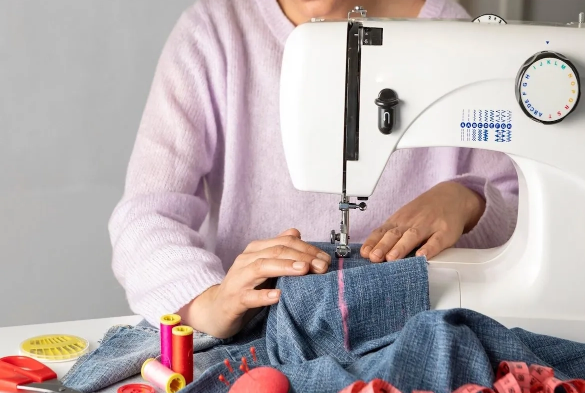 Fonds de commerce en textile et couture à vendre à Rennaz (VD) avec matériel professionnel 