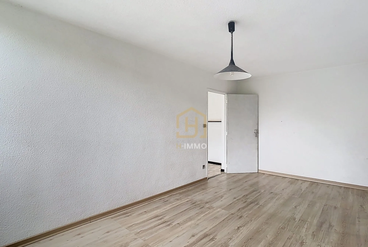 Appartement T4 duplex avec garage à Grenoble Villeneuve – Opportunité à saisir 