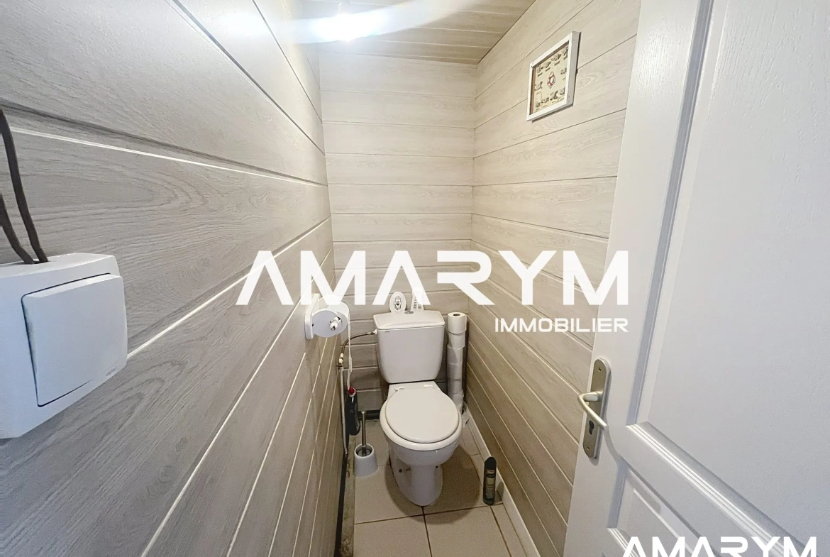 Maison de ville à EU avec cour de 30 m² – Opportunité à saisir 