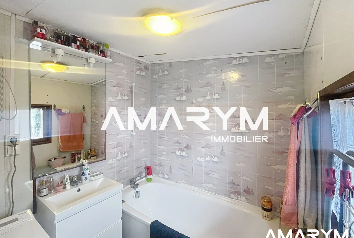 Maison de ville à EU avec cour de 30 m² – Opportunité à saisir 