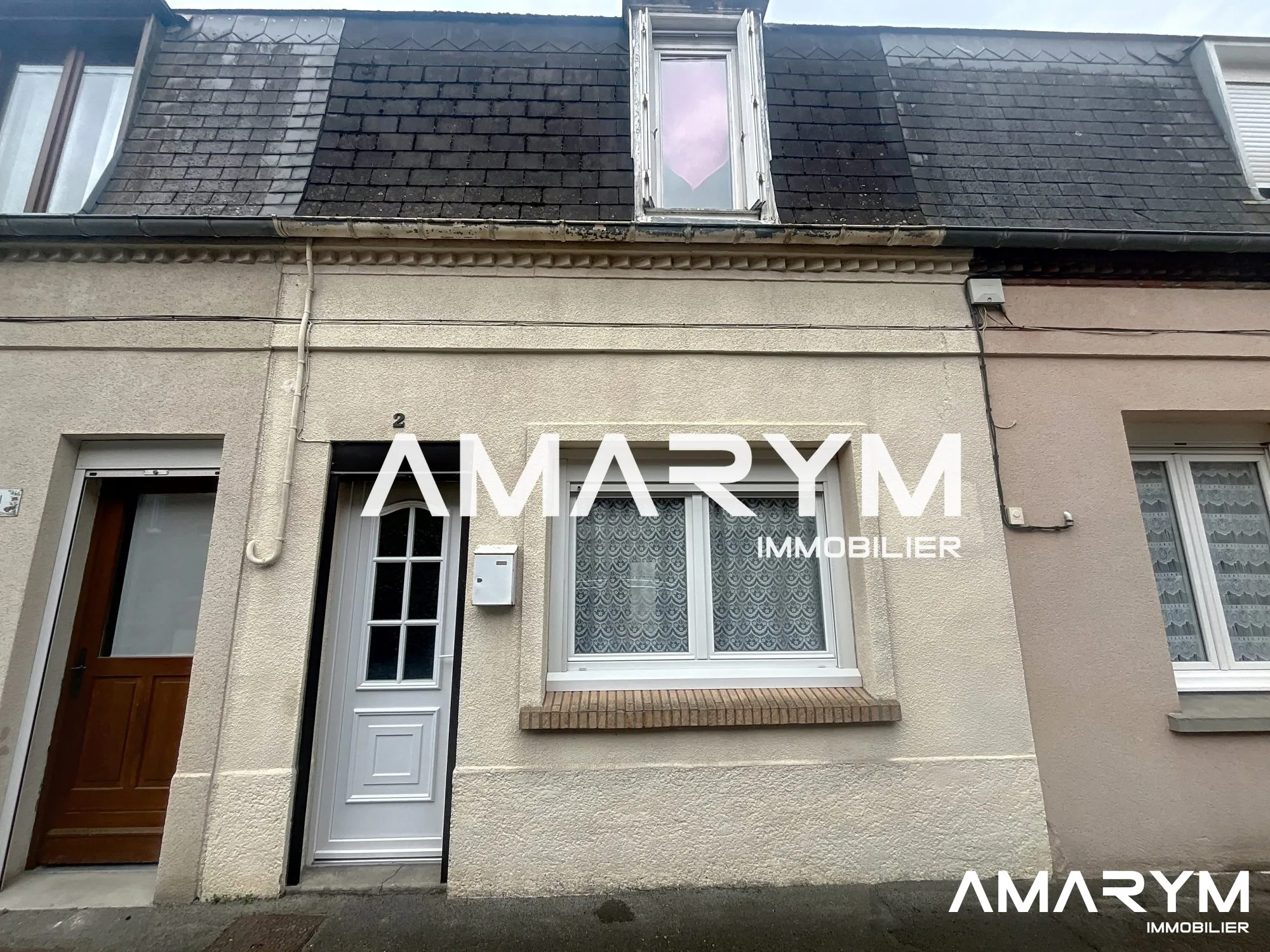 Maison de ville à EU avec cour de 30 m² – Opportunité à saisir 