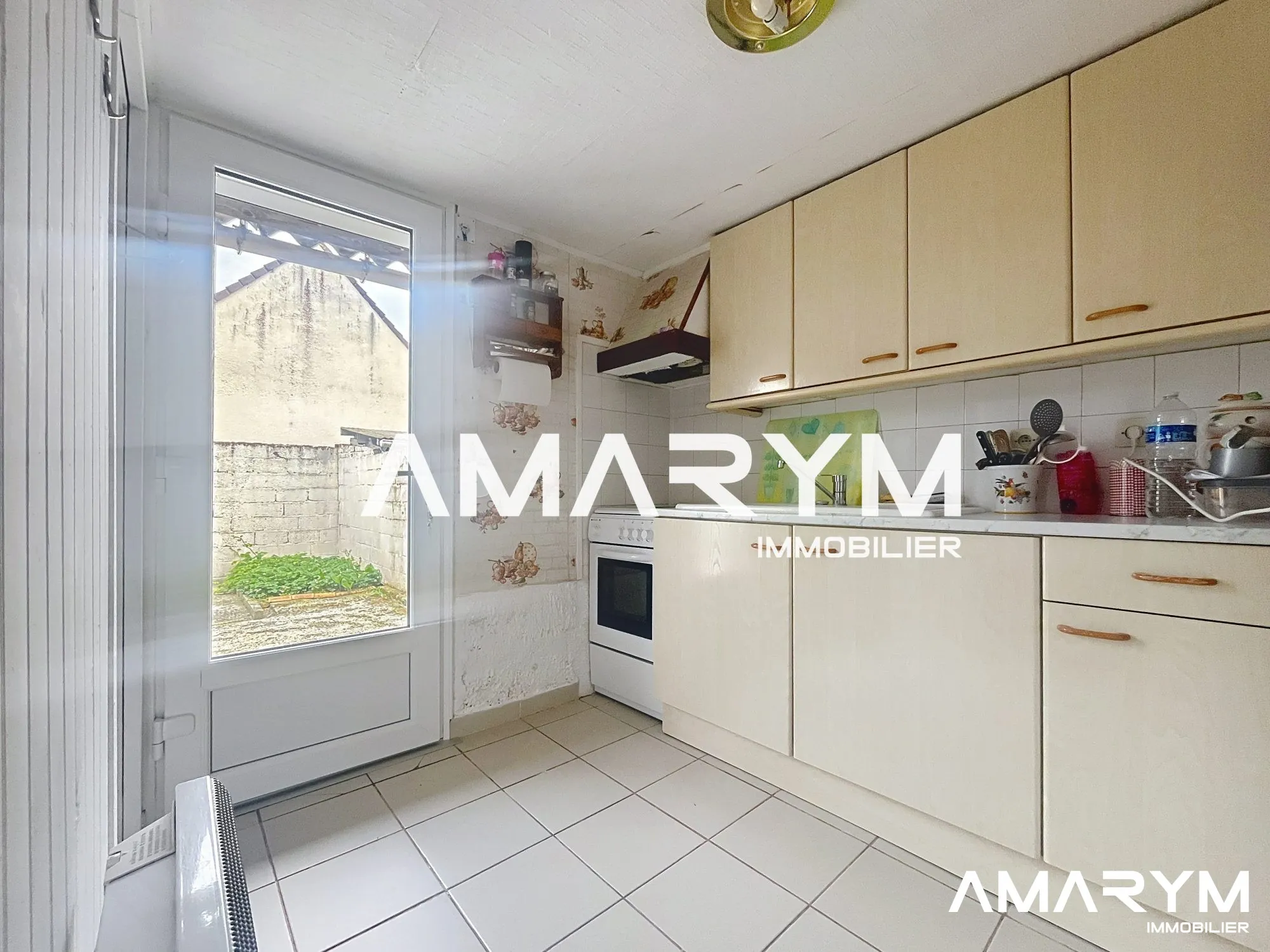 Maison de ville à EU avec cour de 30 m² – Opportunité à saisir 