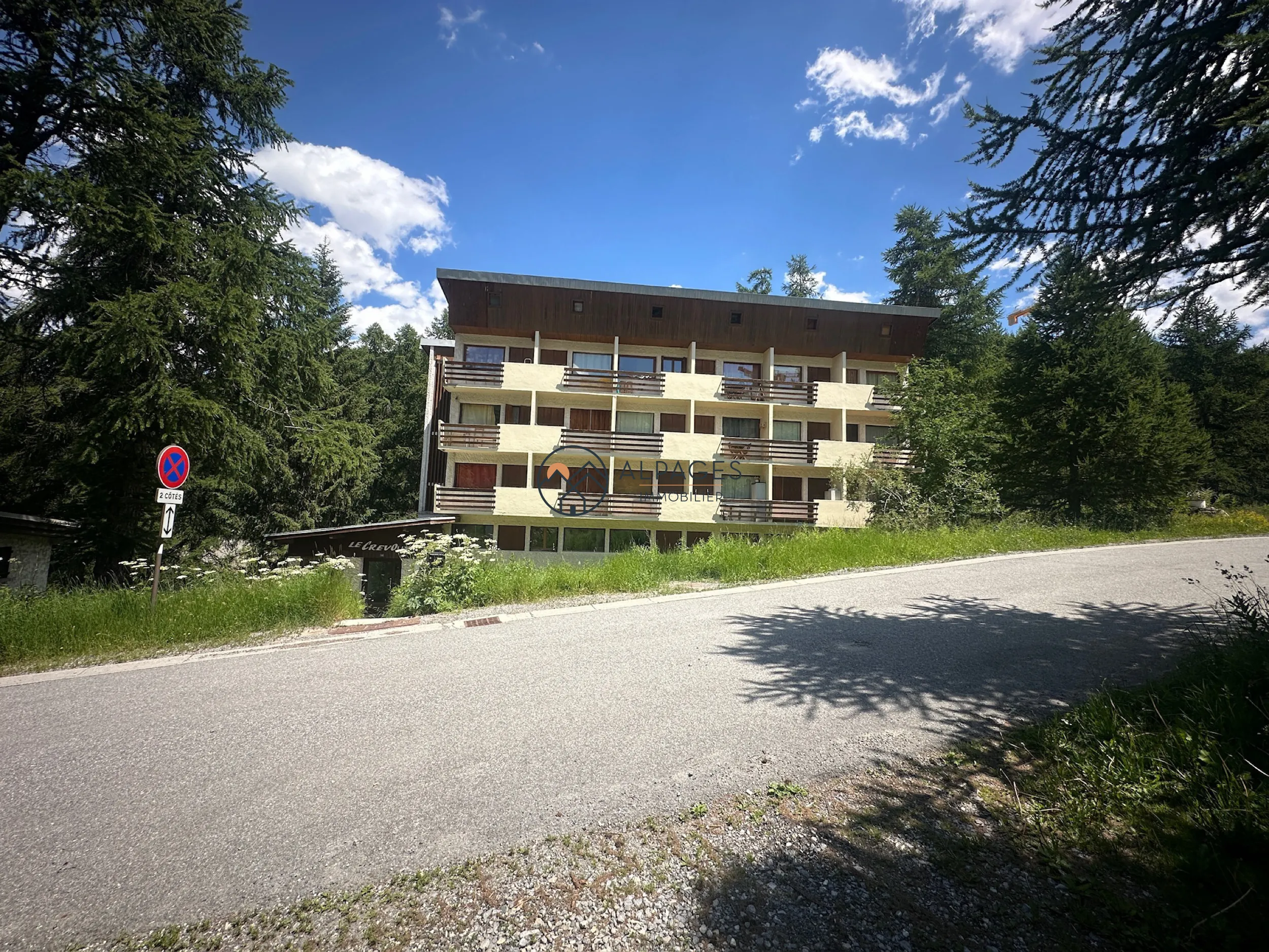 Vars - Studio - Résidence Studio de 22,64 m² aux Claux, parking commun, idéal investisseur ou résidence secondaire 