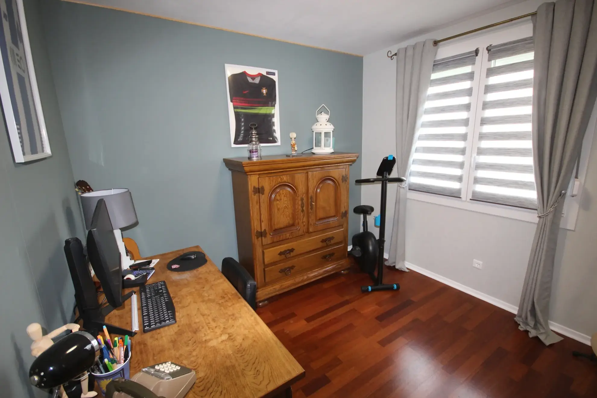 Maison familiale à Aubrives avec 4 chambres, jardin et garage – Opportunité à ne pas manquer 