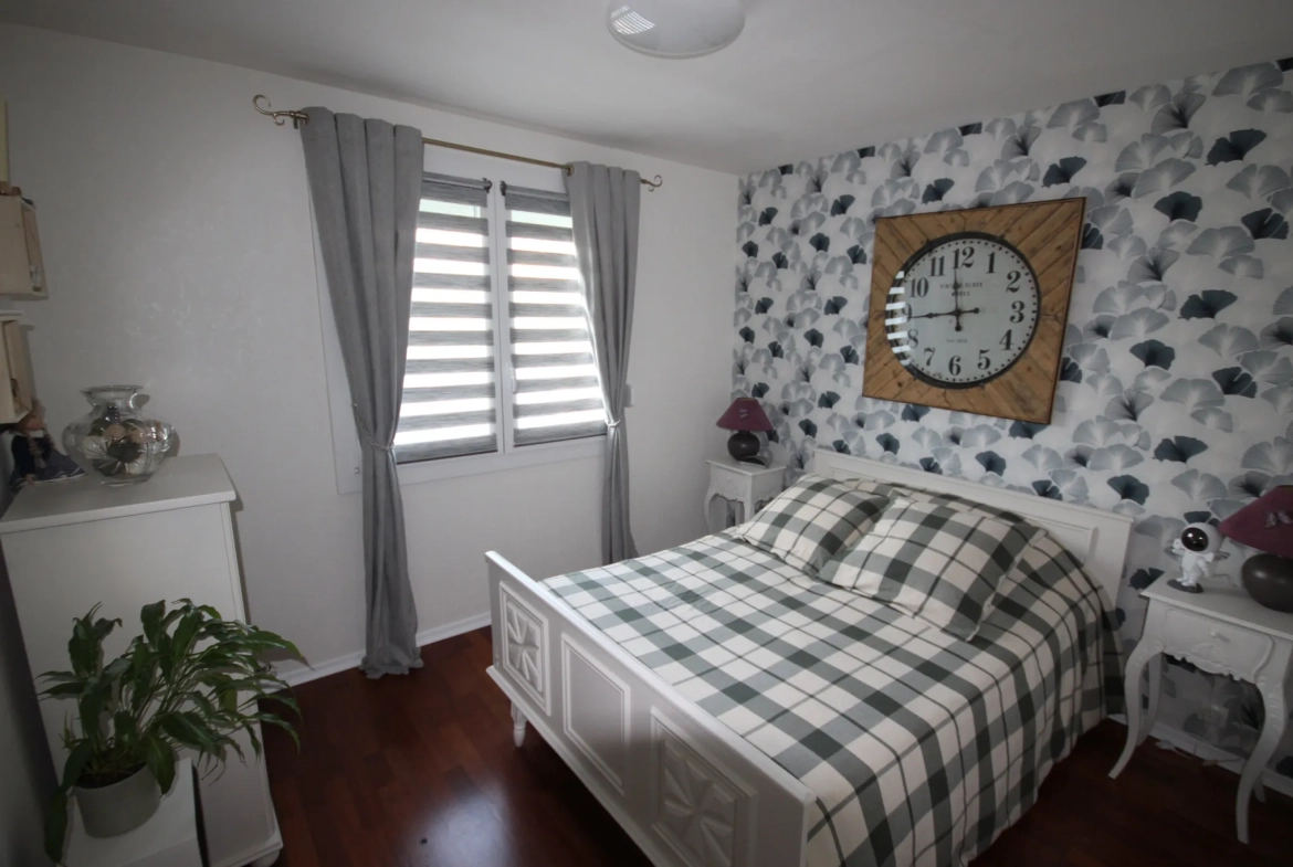 Maison familiale à Aubrives avec 4 chambres, jardin et garage – Opportunité à ne pas manquer 