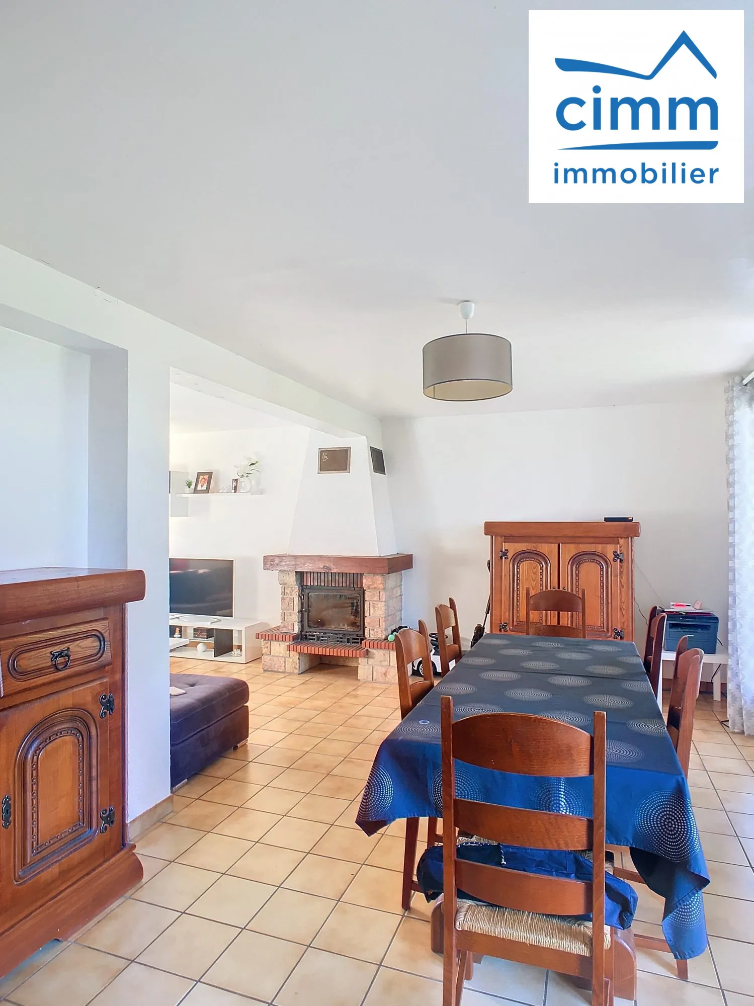 À vendre maison de plain-pied avec 3 chambres à Varennes Changy (45290) 