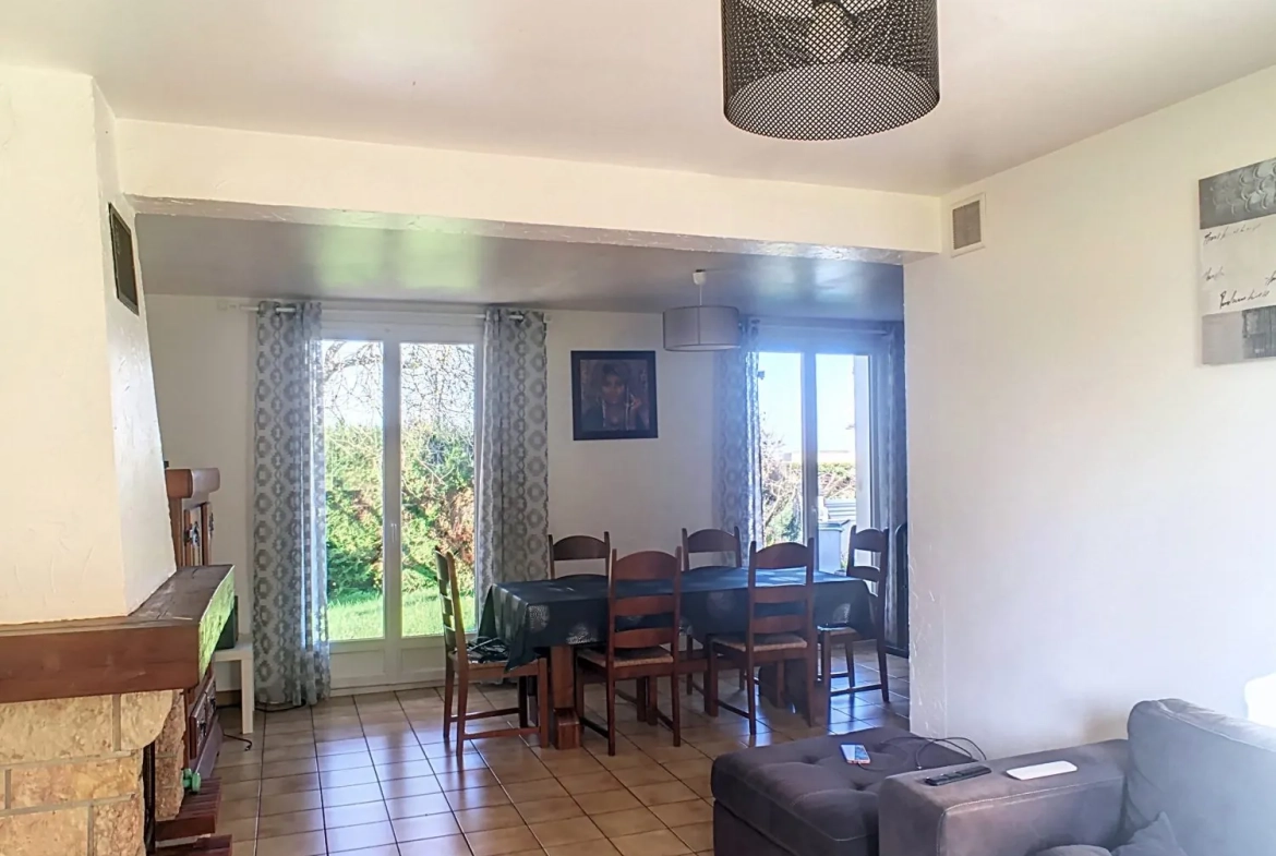À vendre maison de plain-pied avec 3 chambres à Varennes Changy (45290) 