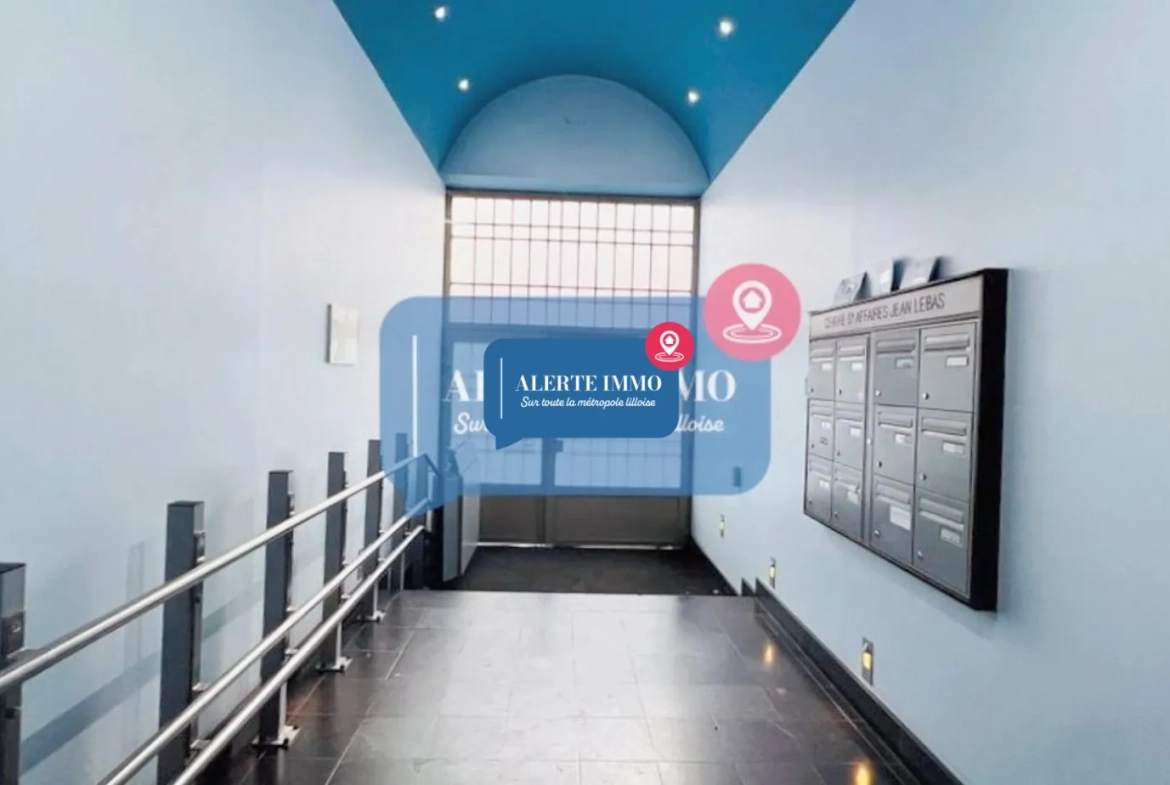 Ensemble de bureaux avec terrasse et parking sécurisé à Roubaix en vente 