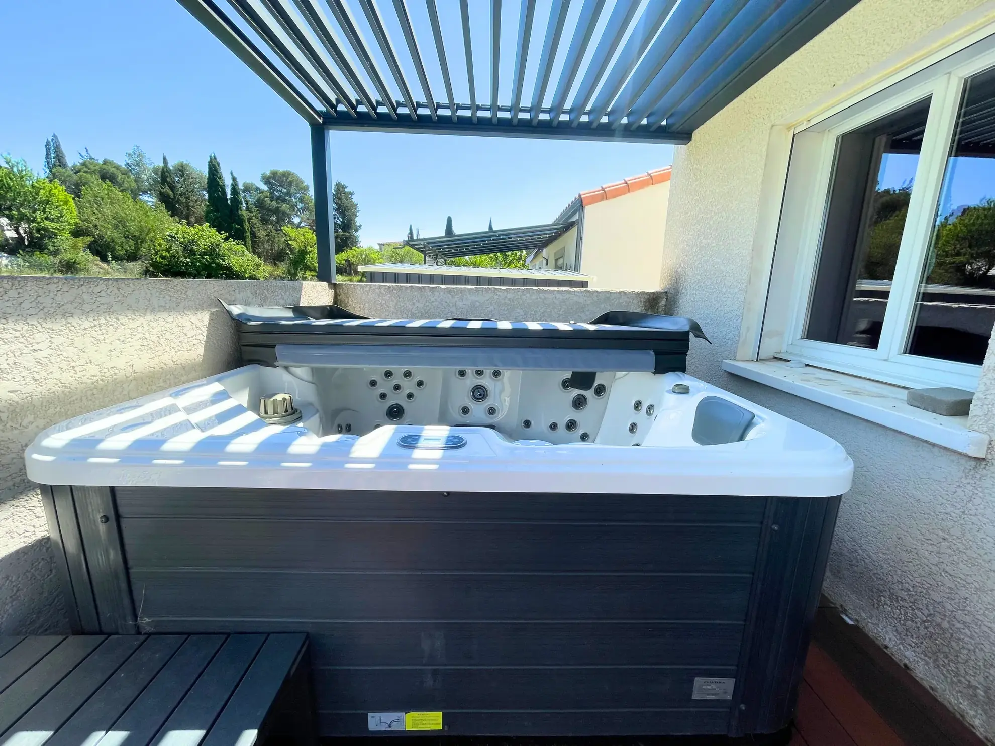 Villa 3 chambres à vendre à Salles-d'Aude avec jardin et panneaux solaires 