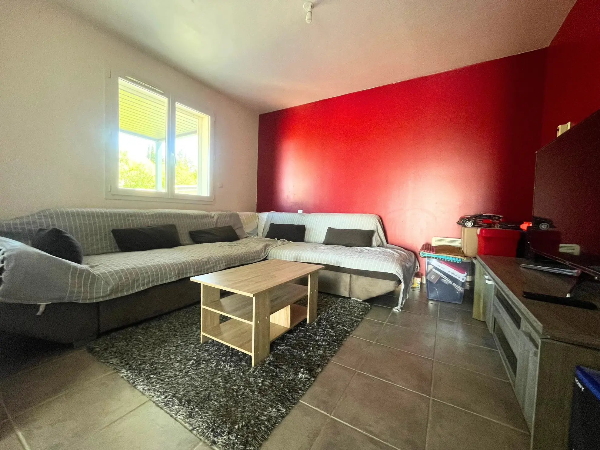 Villa 3 chambres à vendre à Salles-d'Aude avec jardin et panneaux solaires 