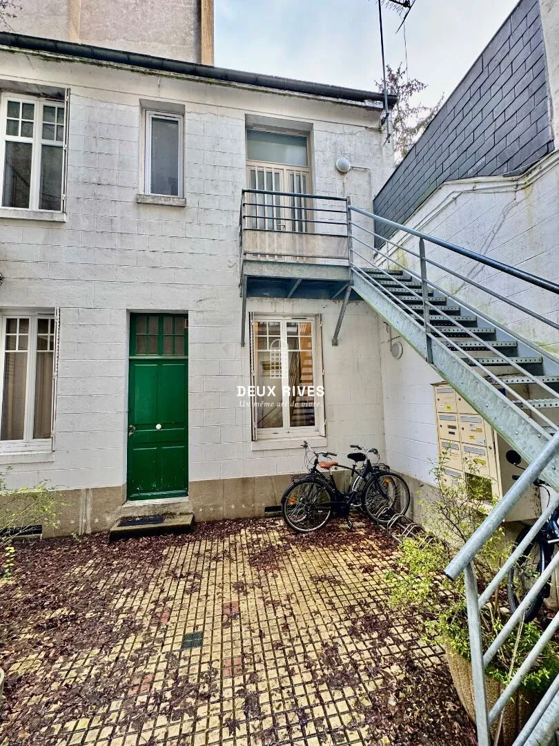 Vente appartement T2 à Nantes de 30 m² avec vue sur cour intérieure 