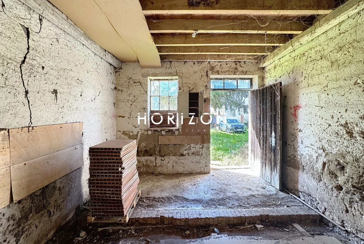 Maison à réhabiliter de 120 m² avec terrain de 624 m² à Cormoranche-sur-Saône 