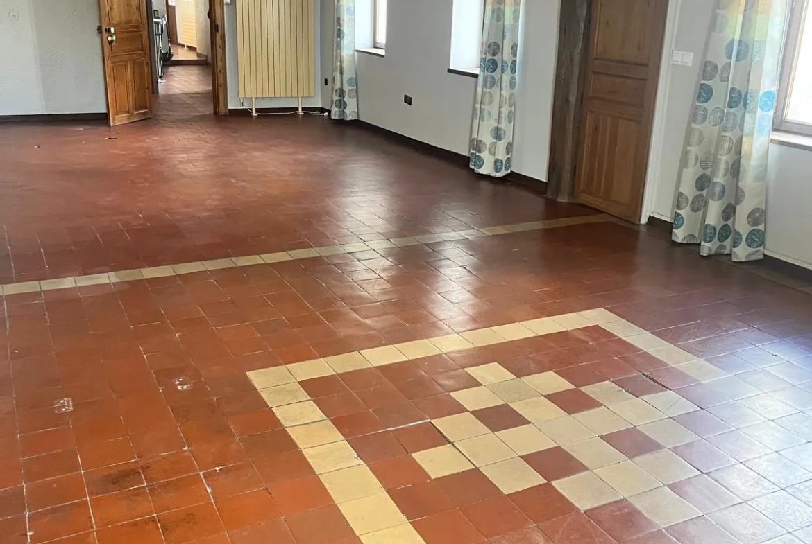 Maison de Village à vendre à La Vallée Mulâtre avec studio rénové et jardin calme 