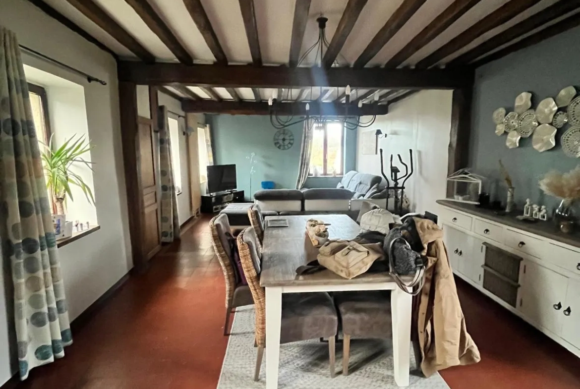 Maison de Village à vendre à La Vallée Mulâtre avec studio rénové et jardin calme 