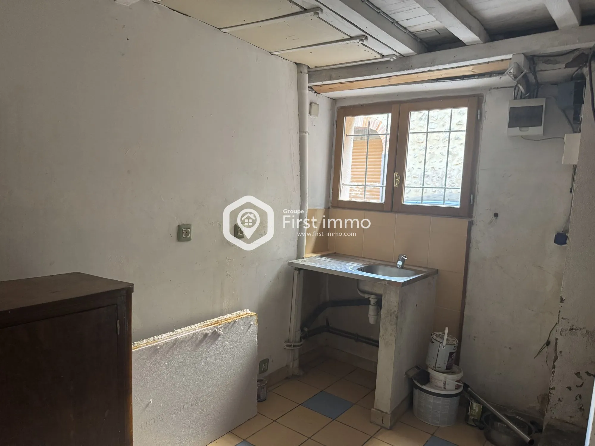 Maison de village à vendre à Ille-sur-Têt avec terrasse et potentiel de rénovation 