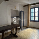 Maison de village à vendre à Ille-sur-Têt avec terrasse et potentiel de rénovation