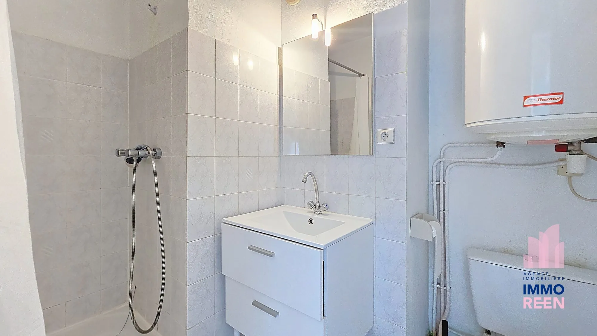 Appartement 2 pièces avec vue mer en rez-de-jardin à La Seyne-sur-Mer 