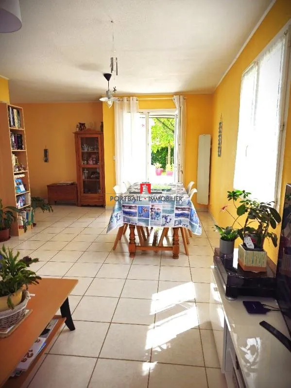 Maison à vendre à Cavignac de 94m² avec terrain arboré 