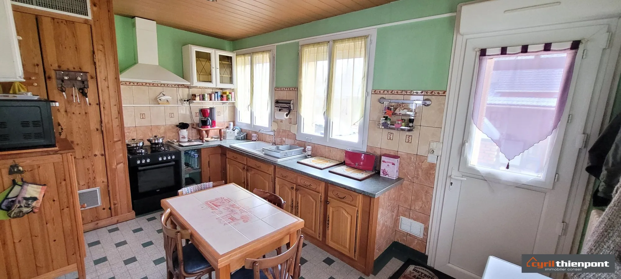 Maison de plain-pied à Abbeville - 3 chambres, garage et terrasse, 95 m² 