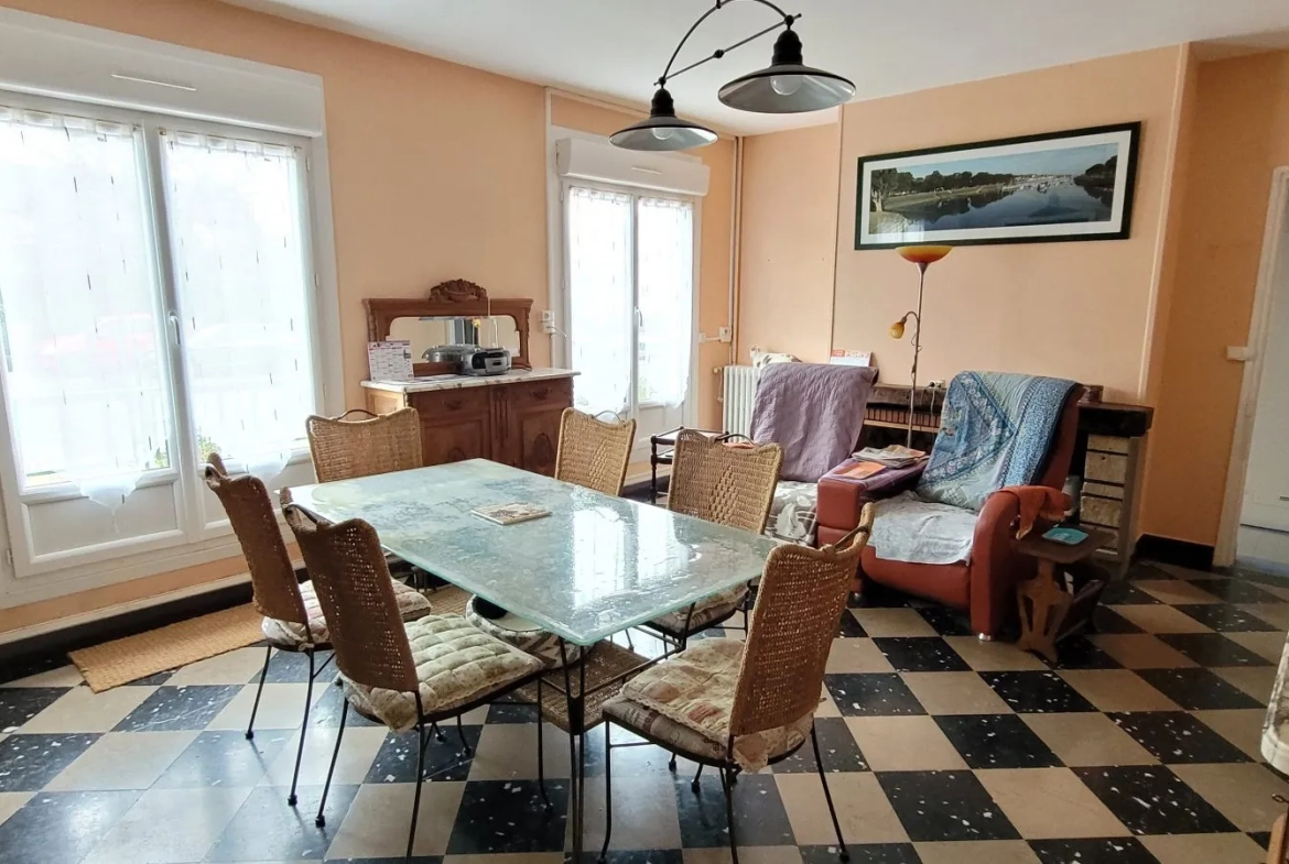 Maison de plain-pied à Abbeville - 3 chambres, garage et terrasse, 95 m² 