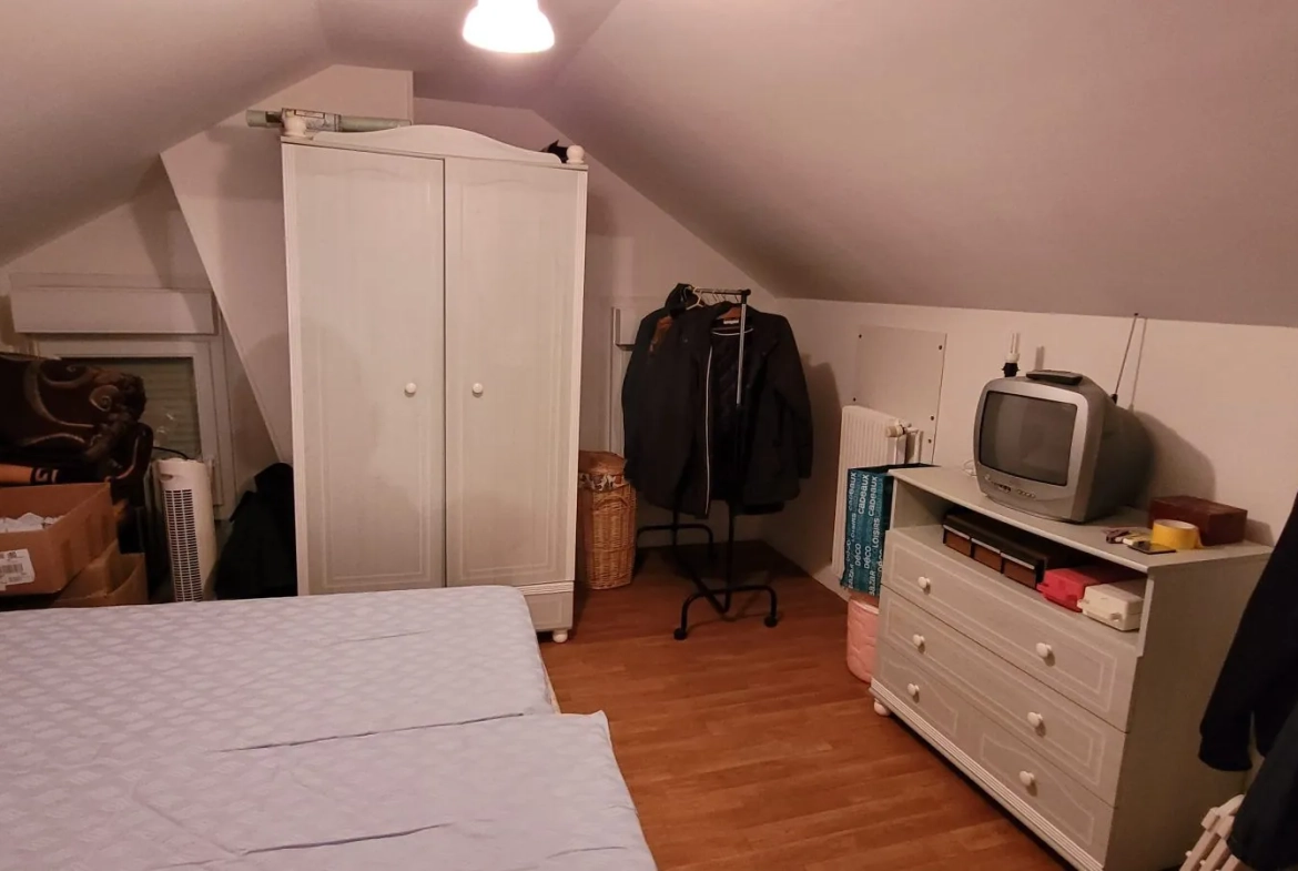 Maison de plain-pied à Abbeville - 3 chambres, garage et terrasse, 95 m² 