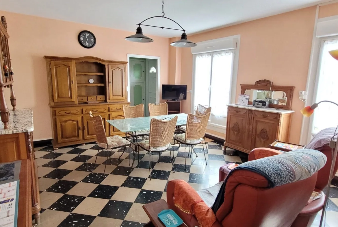Maison de plain-pied à Abbeville - 3 chambres, garage et terrasse, 95 m² 