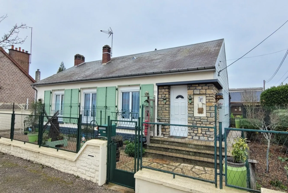 Maison de plain-pied à Abbeville - 3 chambres, garage et terrasse, 95 m² 
