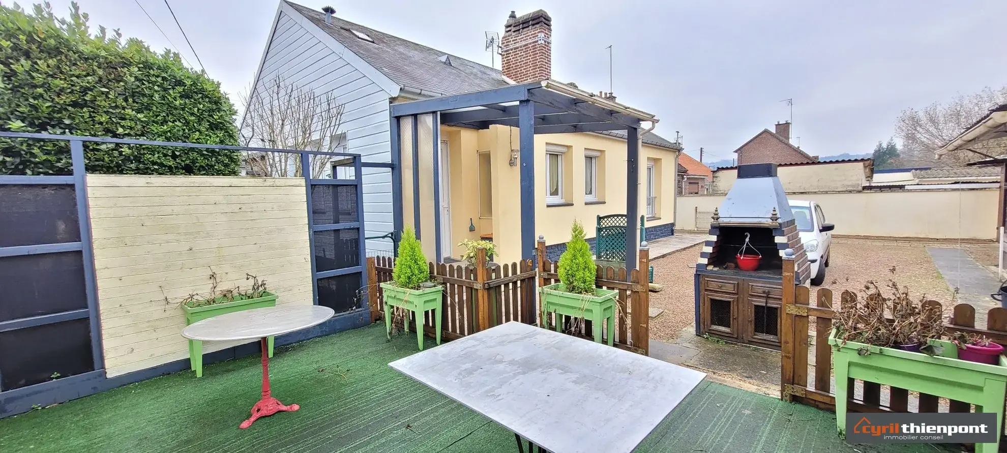 Maison de plain-pied à Abbeville - 3 chambres, garage et terrasse, 95 m² 