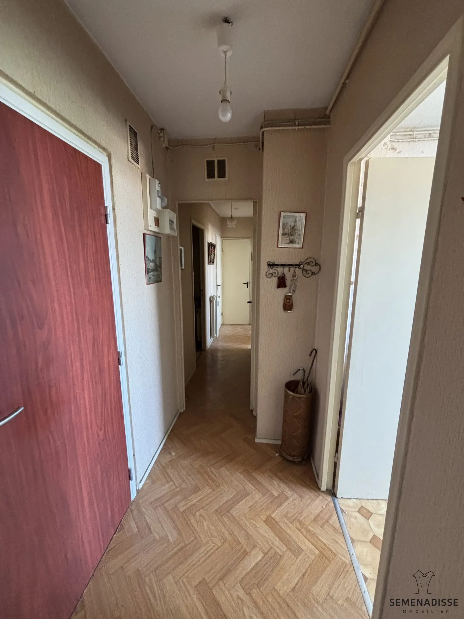 Appartement T3 à Toulouse de 56 m² avec travaux, cave et parking, quartier Bourrassol 