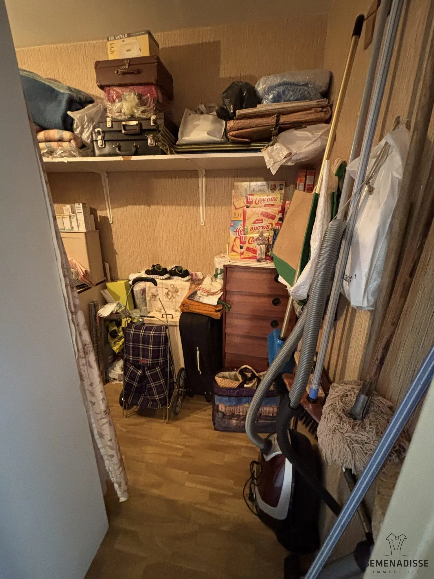 Appartement T3 à Toulouse de 56 m² avec travaux, cave et parking, quartier Bourrassol 