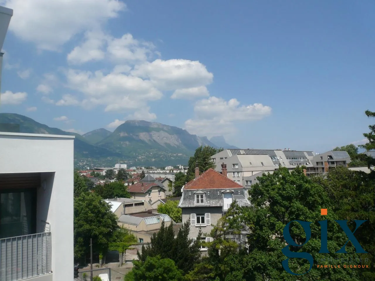 Studio à vendre à Grenoble avec vue sur Belledonne – 19,31 m² 