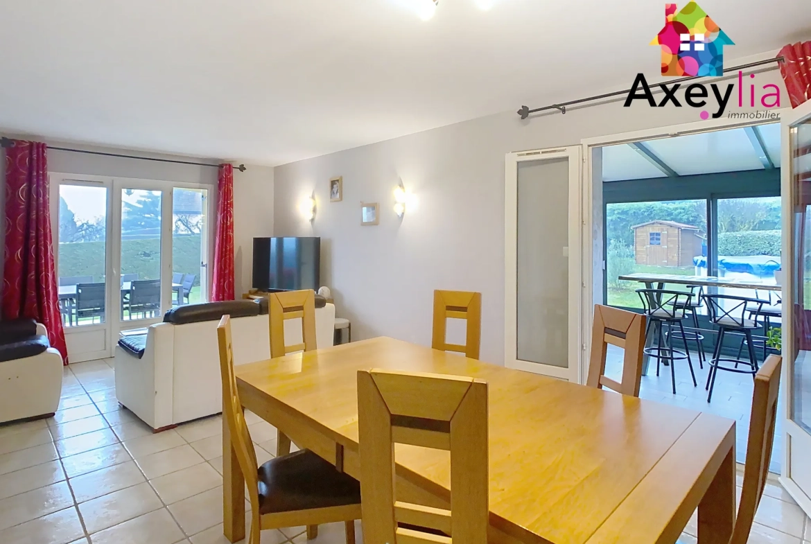 Maison à vendre à Villereest avec terrain de 1500 m² et piscine hors sol 