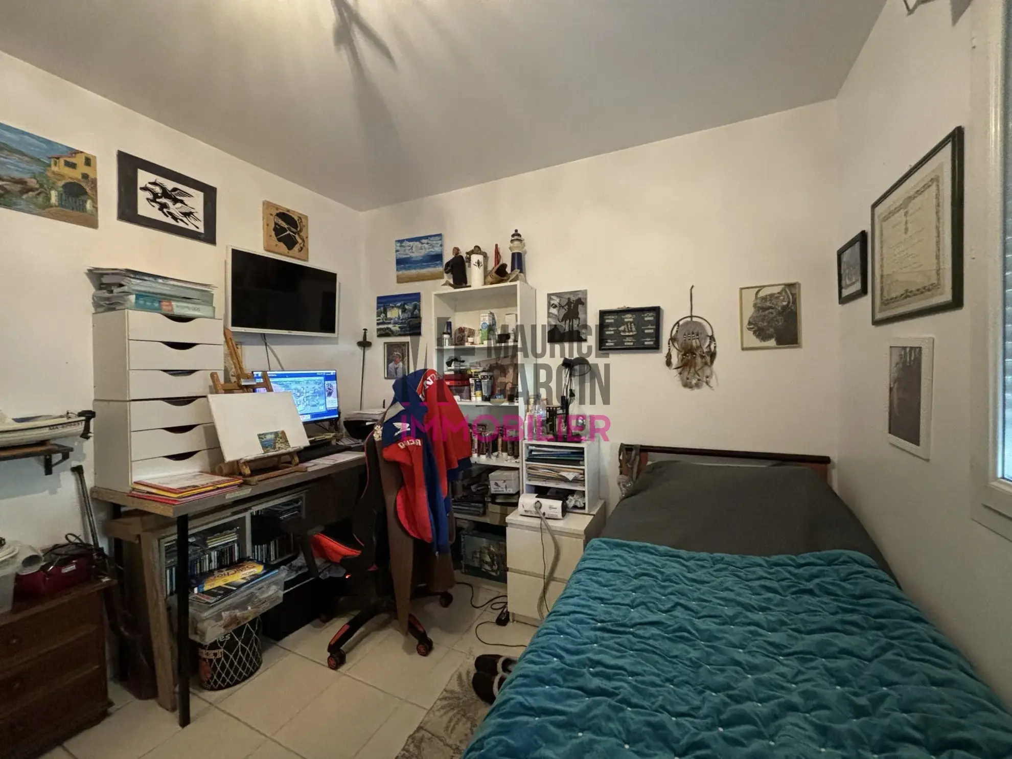 Terrain constructible non viabilisé à Saint-Brandan de 1050 m² 