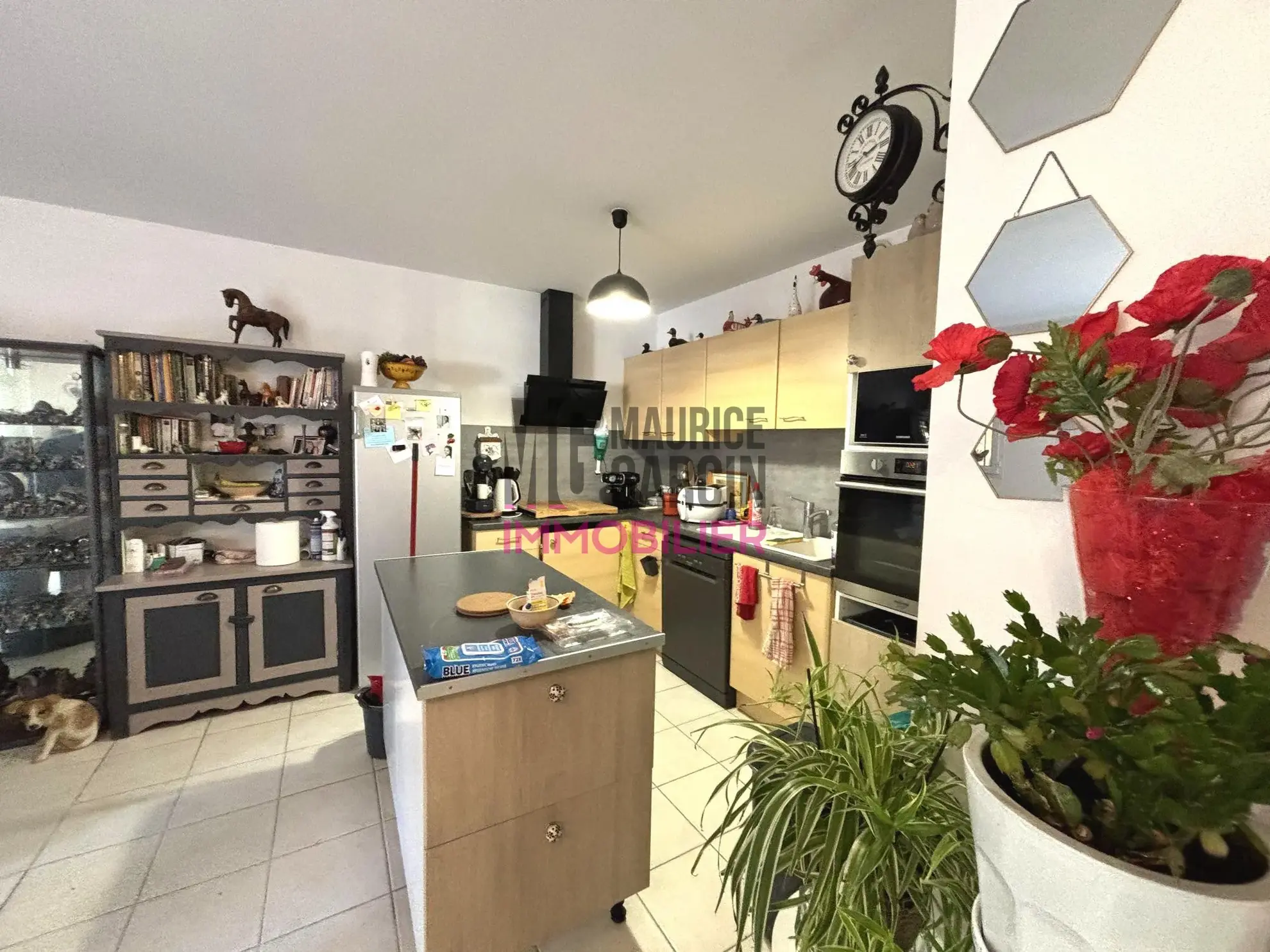 Terrain constructible non viabilisé à Saint-Brandan de 1050 m² 