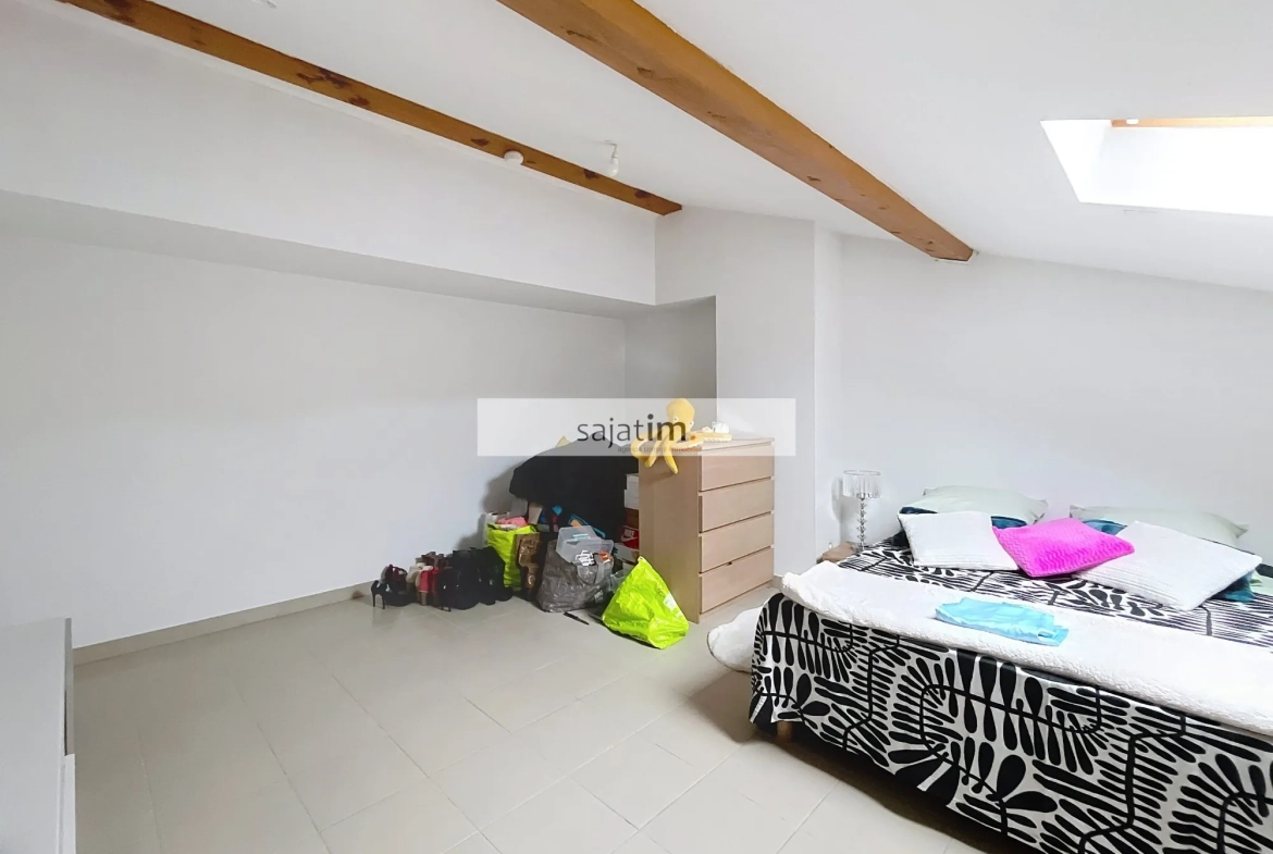 Appartement T2/T3 avec Vue sur le Faron à Toulon - Dernier Étages et Garage 
