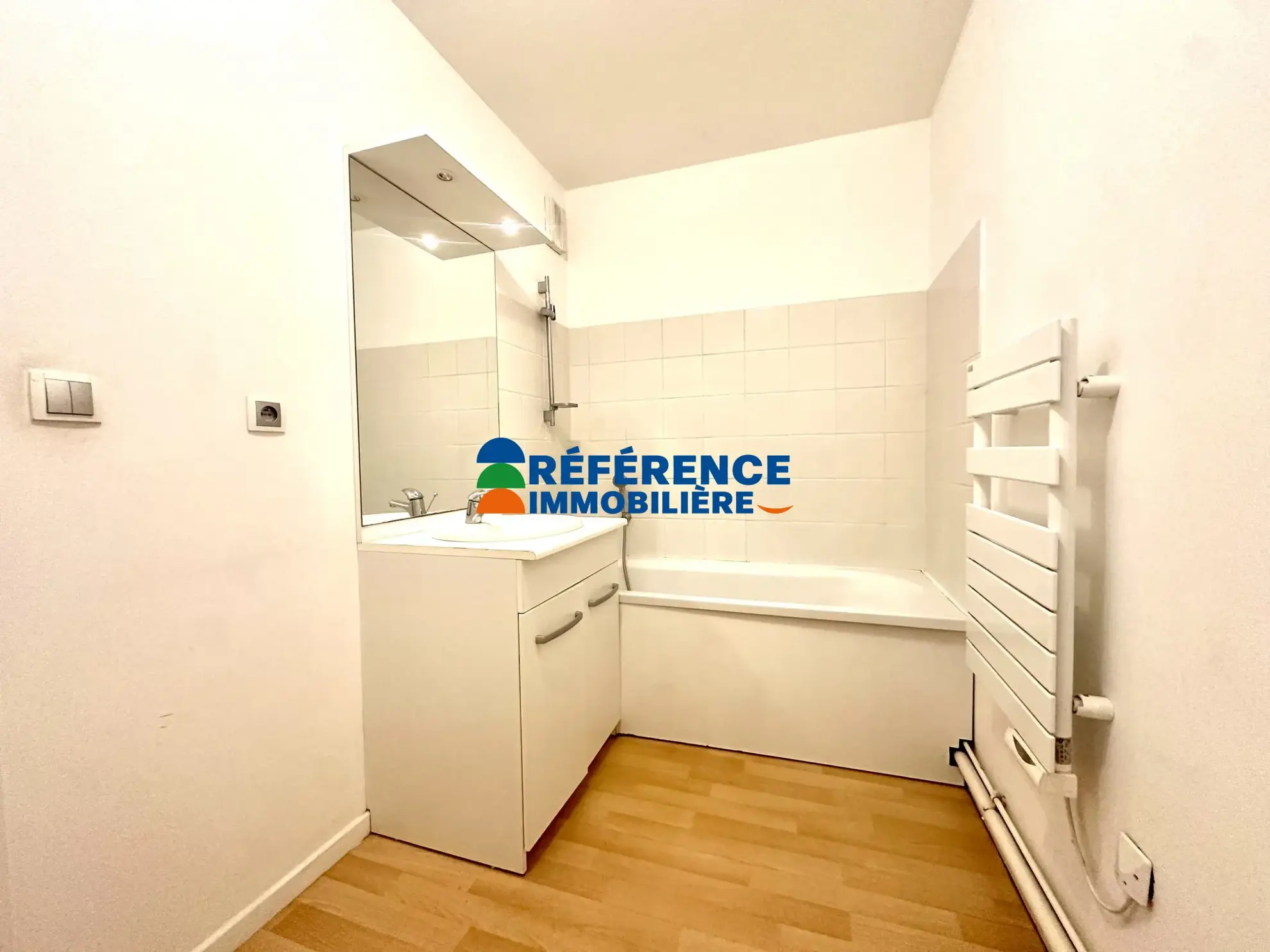 Appartement 2 pièces à vendre à Wambrechies avec balcon et parking 