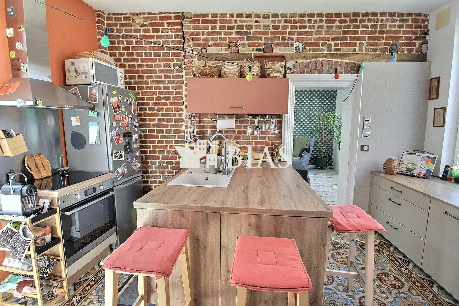 Maison à vendre à Forges-Les-Eaux de 120 m² avec terrasse et garage 
