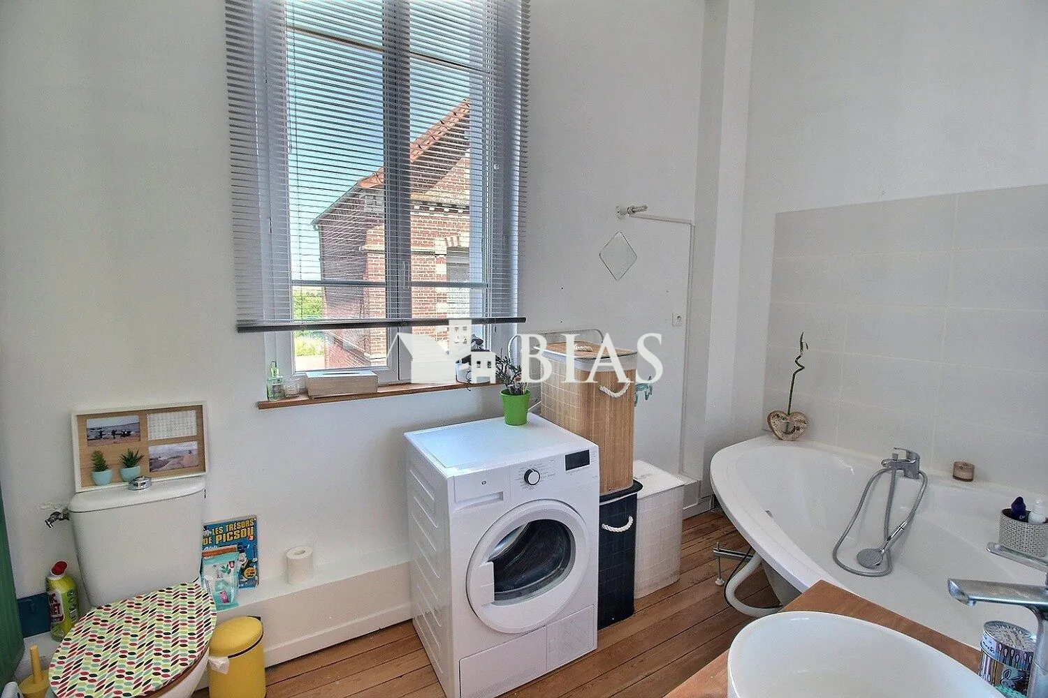 Maison à vendre à Forges-Les-Eaux de 120 m² avec terrasse et garage 
