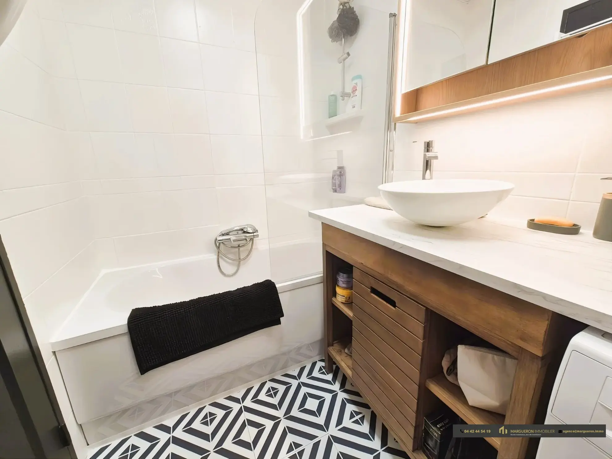 Appartement à vendre à Port-de-Bouc - 82,95 m² avec balcon et parking 