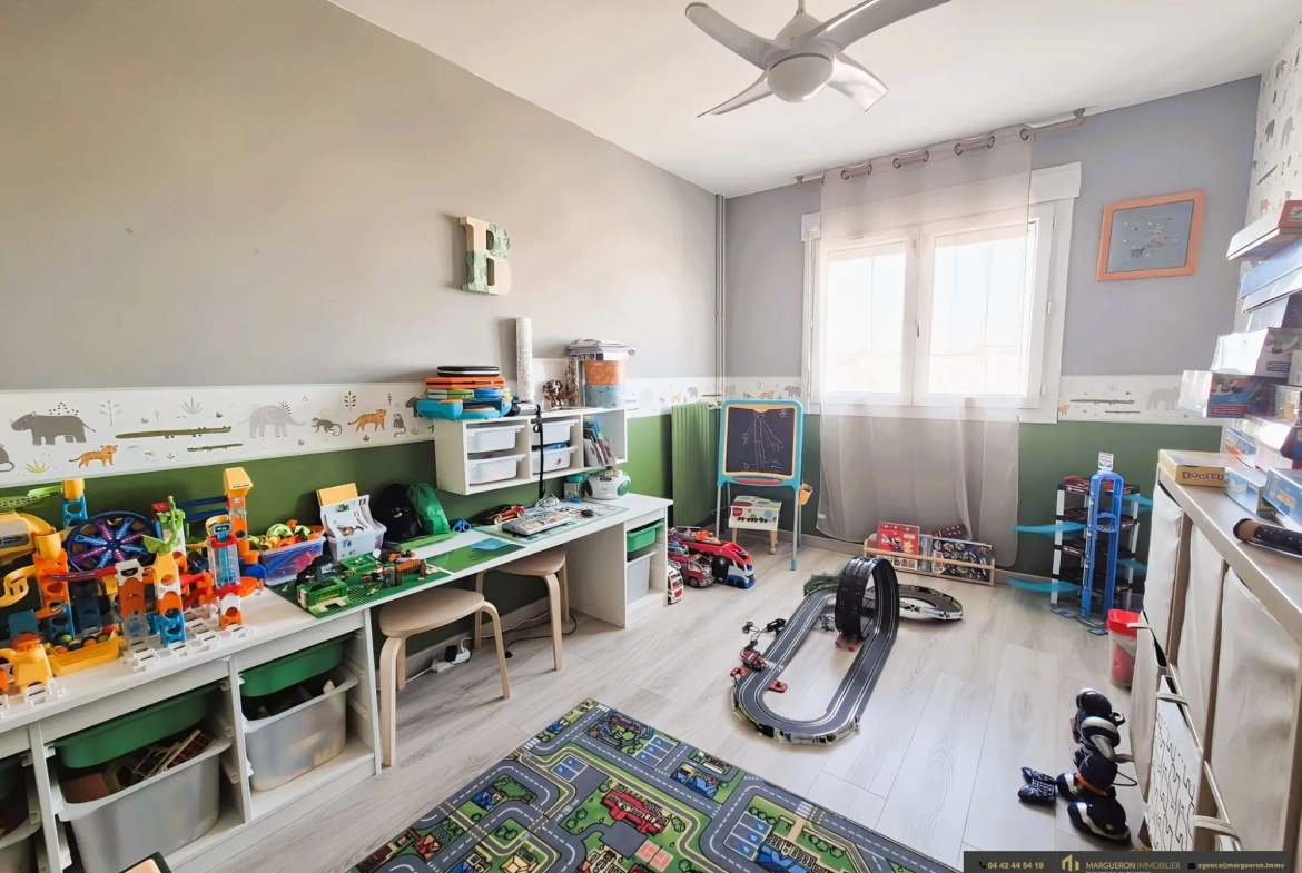 Appartement à vendre à Port-de-Bouc - 82,95 m² avec balcon et parking 