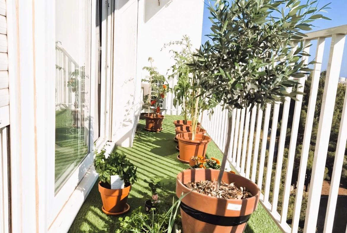 Appartement à vendre à Port-de-Bouc - 82,95 m² avec balcon et parking 