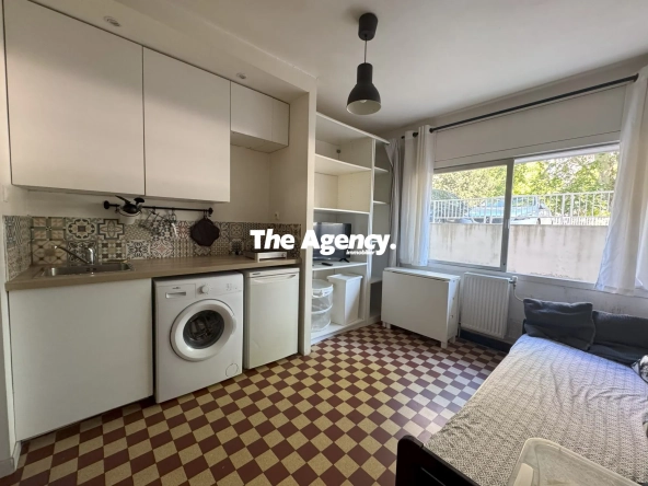 Studio à vendre à Marseille Sainte Anne, 14 m², idéal investissement