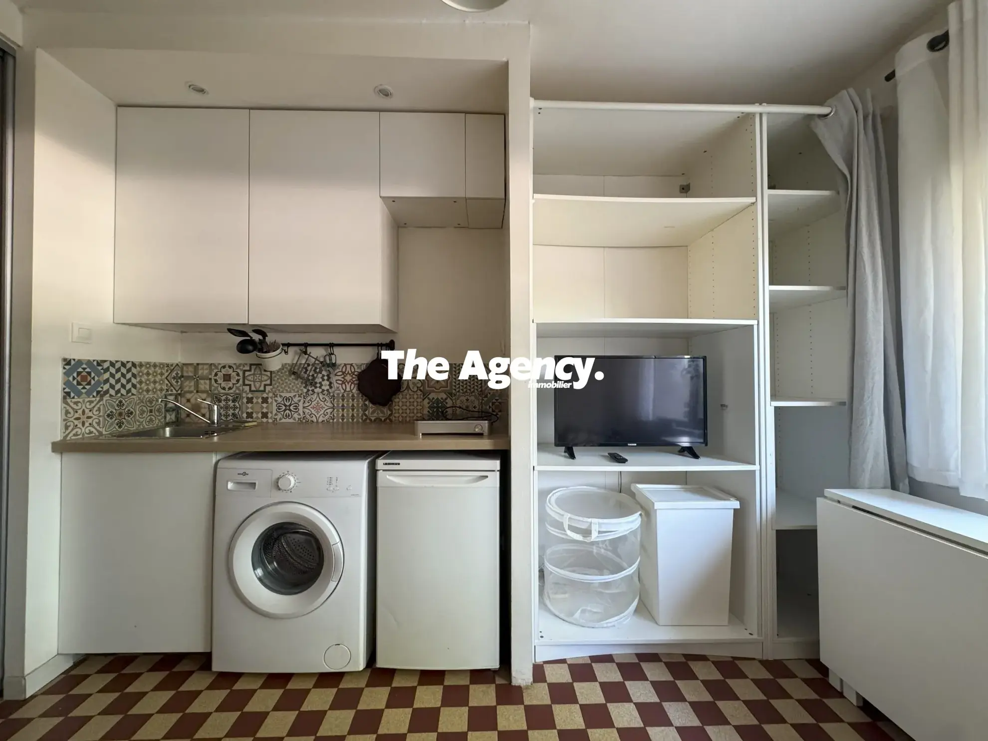 Studio à vendre à Marseille Sainte Anne, 14 m², idéal investissement 