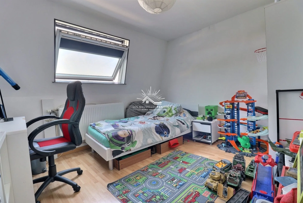 Maison à Wattrelos avec 2 chambres, bureau et jardin – Opportunité idéale 