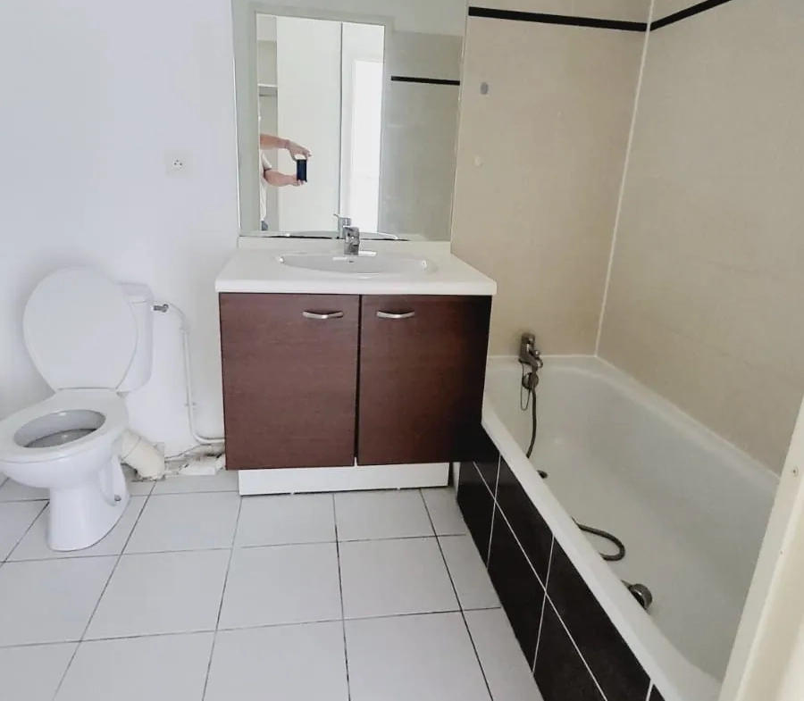 Appartement T2 avec terrasse et piscine à Castres - Résidence sécurisée 