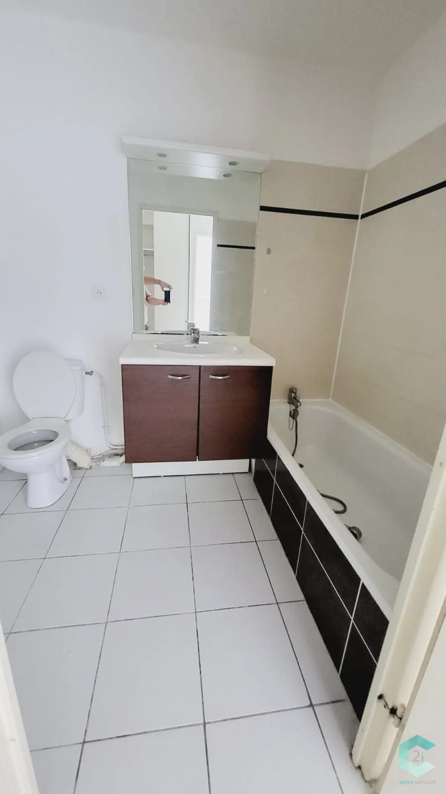 Appartement T2 avec terrasse et piscine à Castres - Résidence sécurisée 
