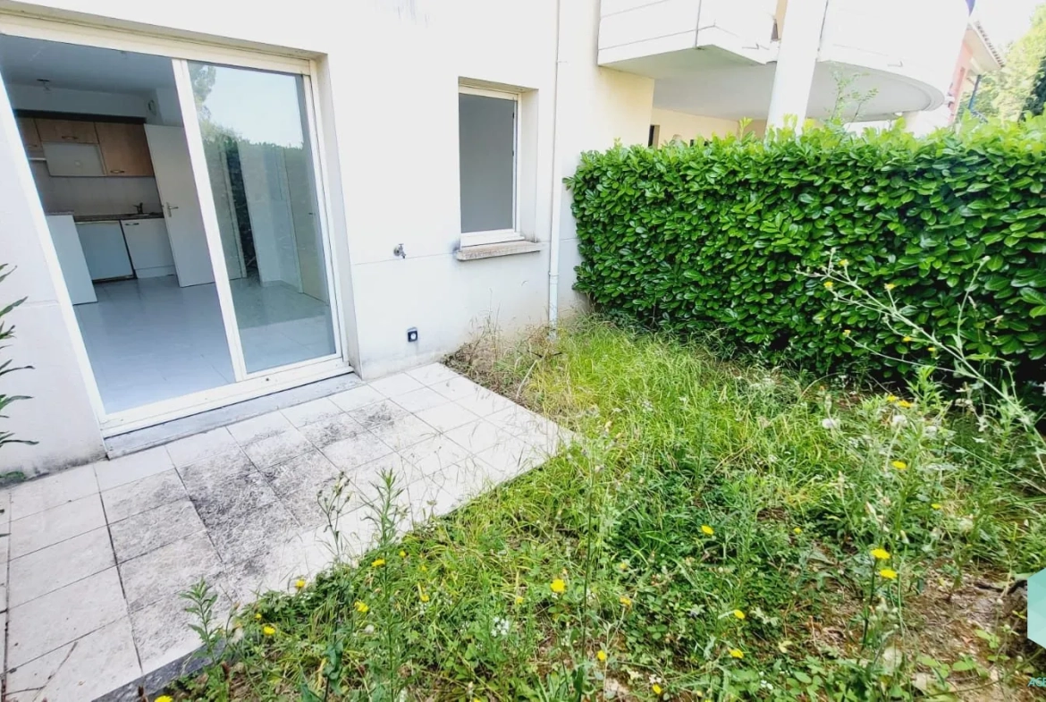 Appartement T2 avec terrasse et piscine à Castres - Résidence sécurisée 