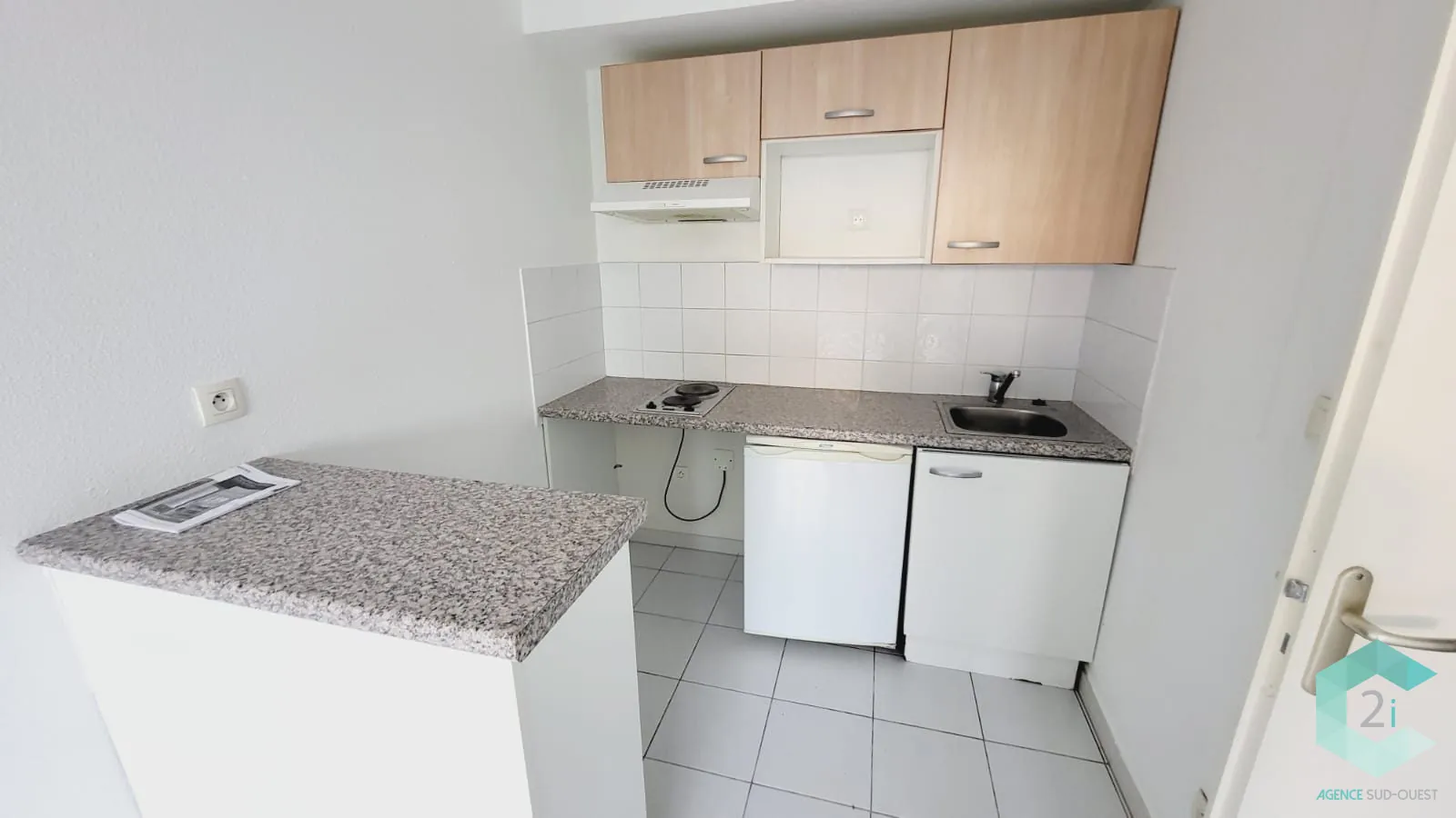 Appartement T2 avec terrasse et piscine à Castres - Résidence sécurisée 