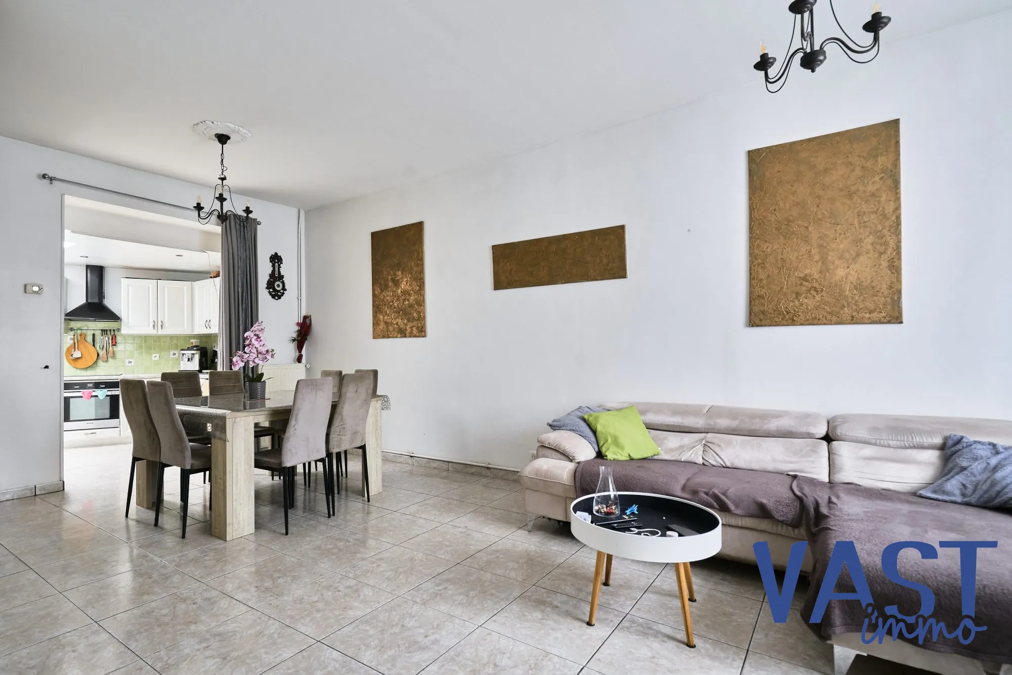 Maison ancienne lumineuse à Tourcoing avec grand potentiel - 96 m² 