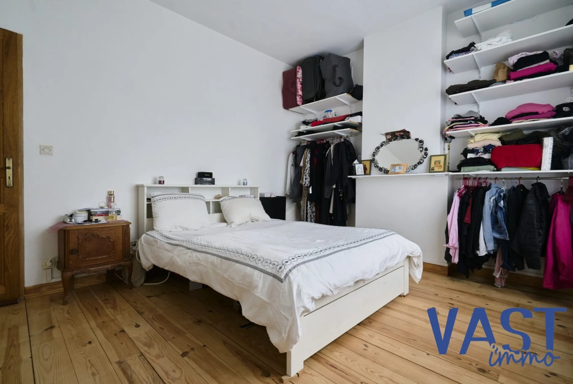Maison ancienne lumineuse à Tourcoing avec grand potentiel - 96 m² 